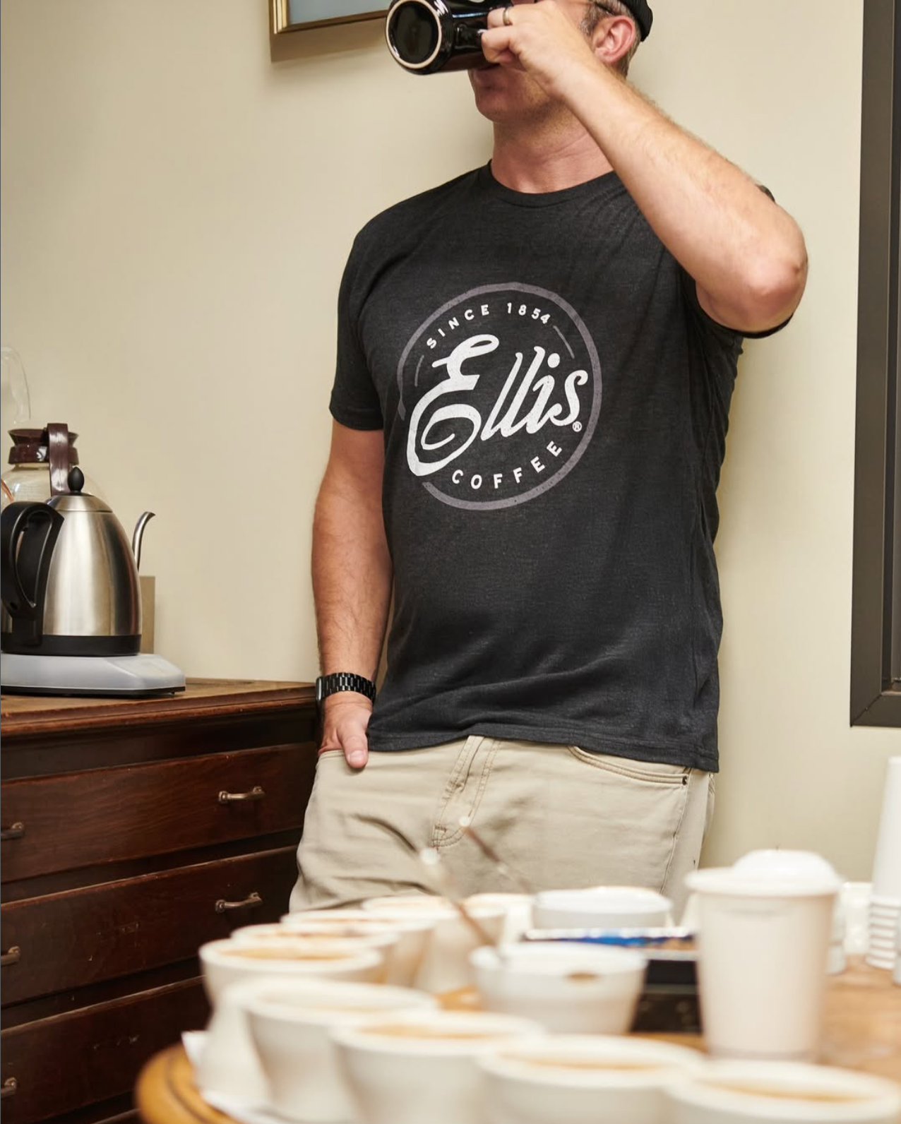 Ellis OG Vintage Tee – Black